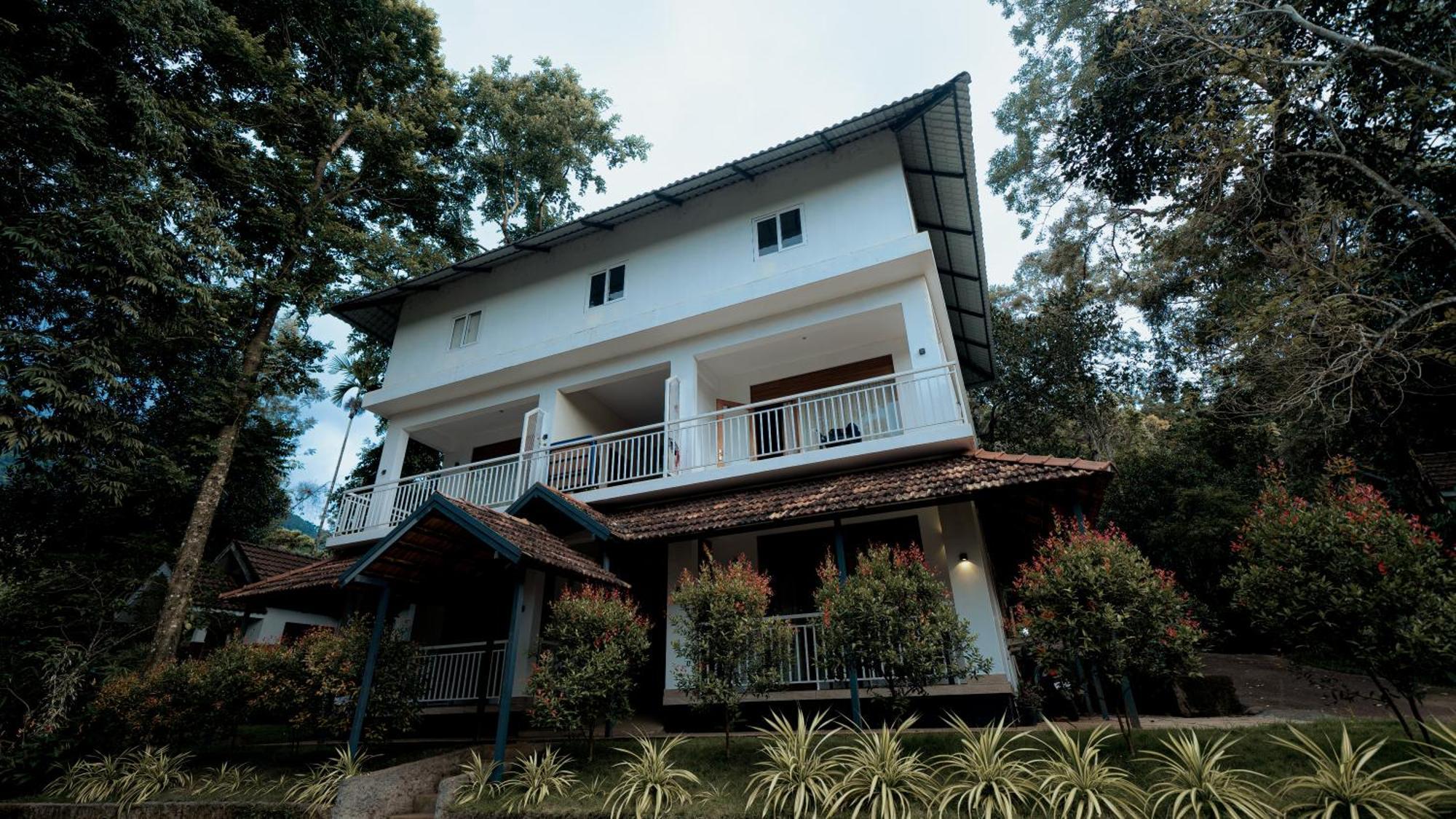 Vythiri Holiday Resort, Wayanad Exterior foto