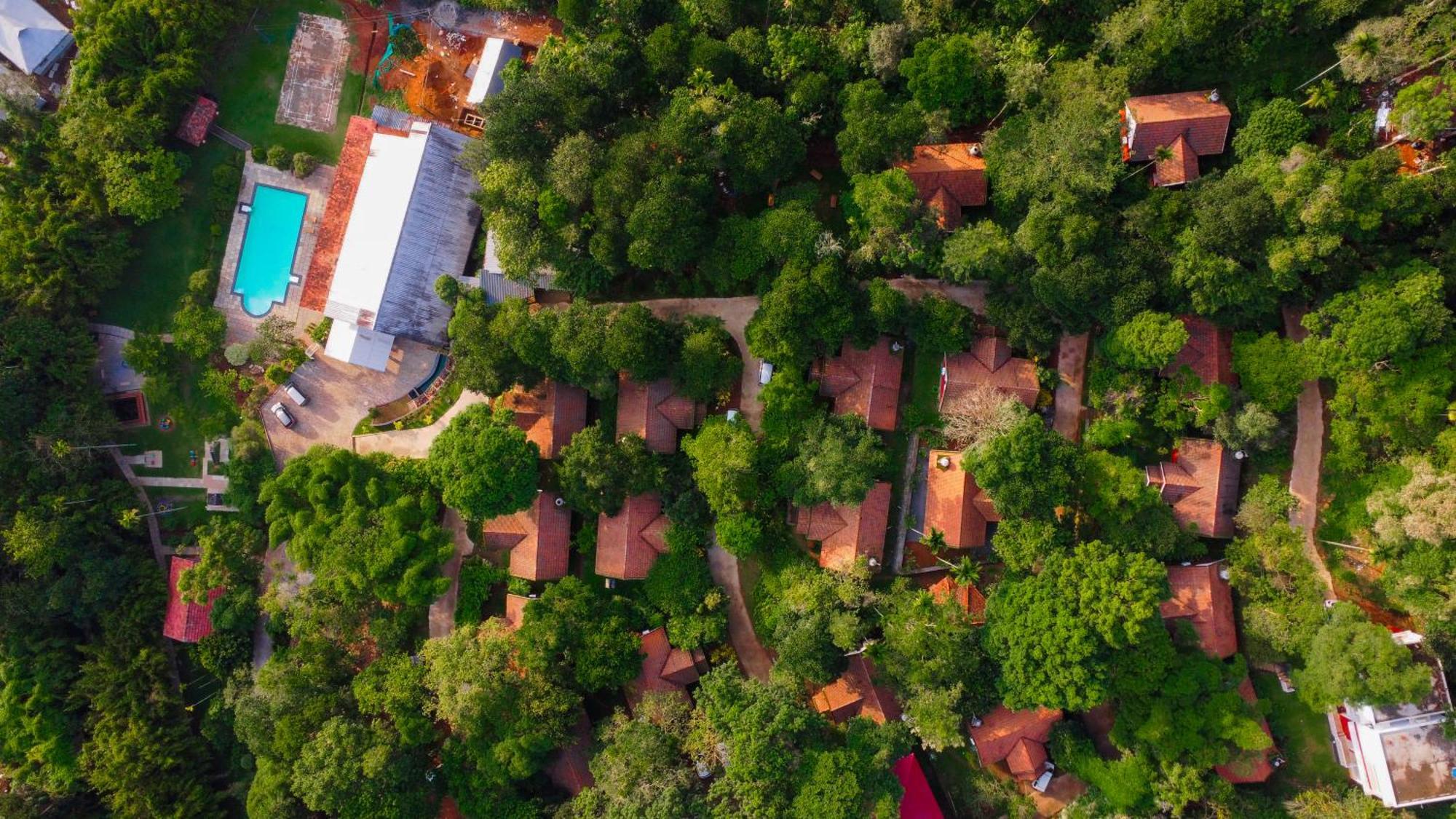 Vythiri Holiday Resort, Wayanad Exterior foto